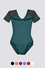 Load image into Gallery viewer, AK Chloe Short Sleeve Core Leo