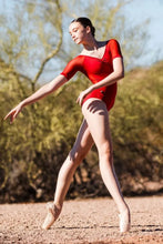 Load image into Gallery viewer, AK Chloe Short Sleeve Core Leo