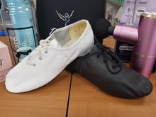 Load image into Gallery viewer, So Danca JZ09 Lace Up Jazz Shoe
