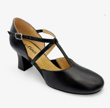 Load image into Gallery viewer, So Danca SD152 2.5" Lola Leather Character
